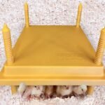 Chick Brooder Hen/Mother Hen - Heat Lamp Replacement - Up to 25 Chicks - 30x30cm